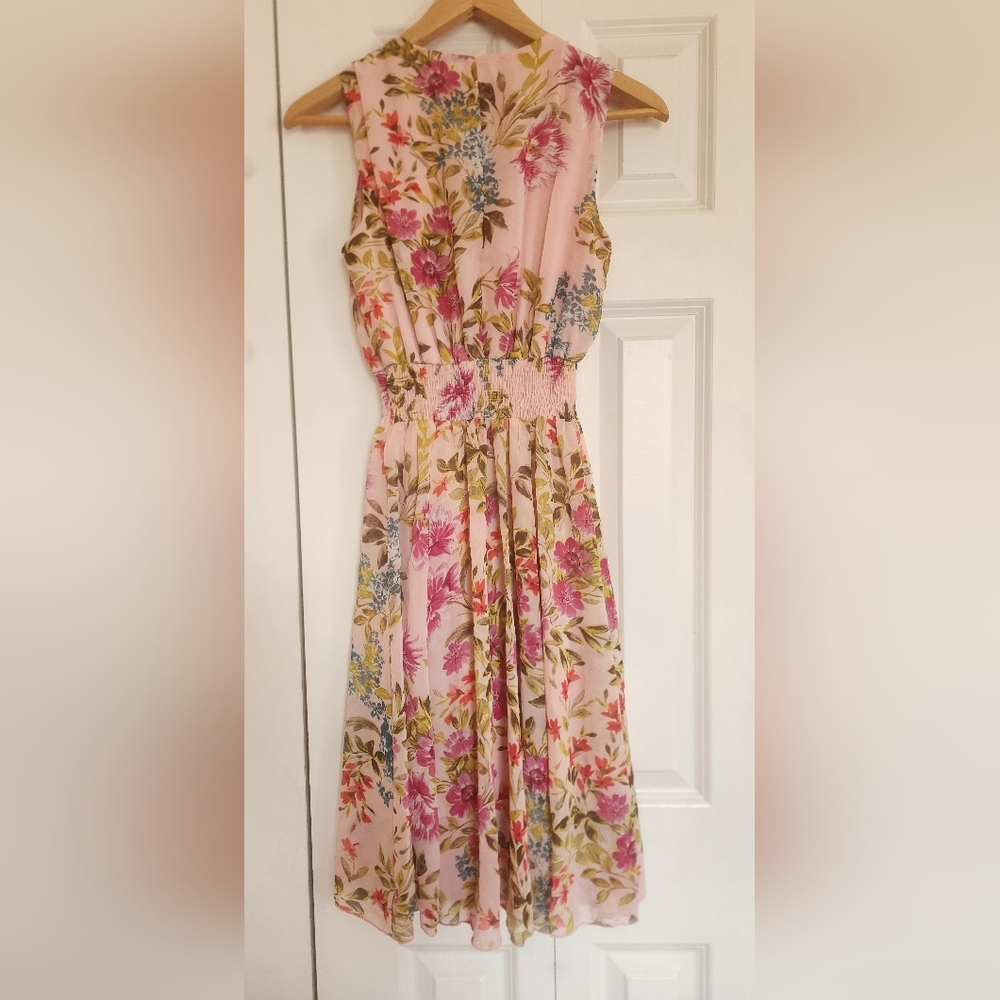 Size 4 Kate And Lily Dresses Pink Floral Smocked Waist Midi Dress - Picture 9 of 10